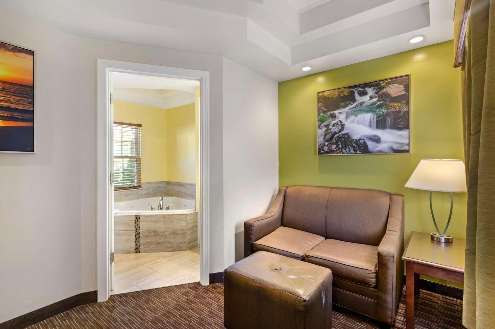 Best Western Plus Cold Spring Plymouth Extérieur photo